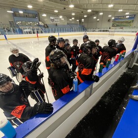 l’équipe de hockey de Mer Bleue dans un tournoi